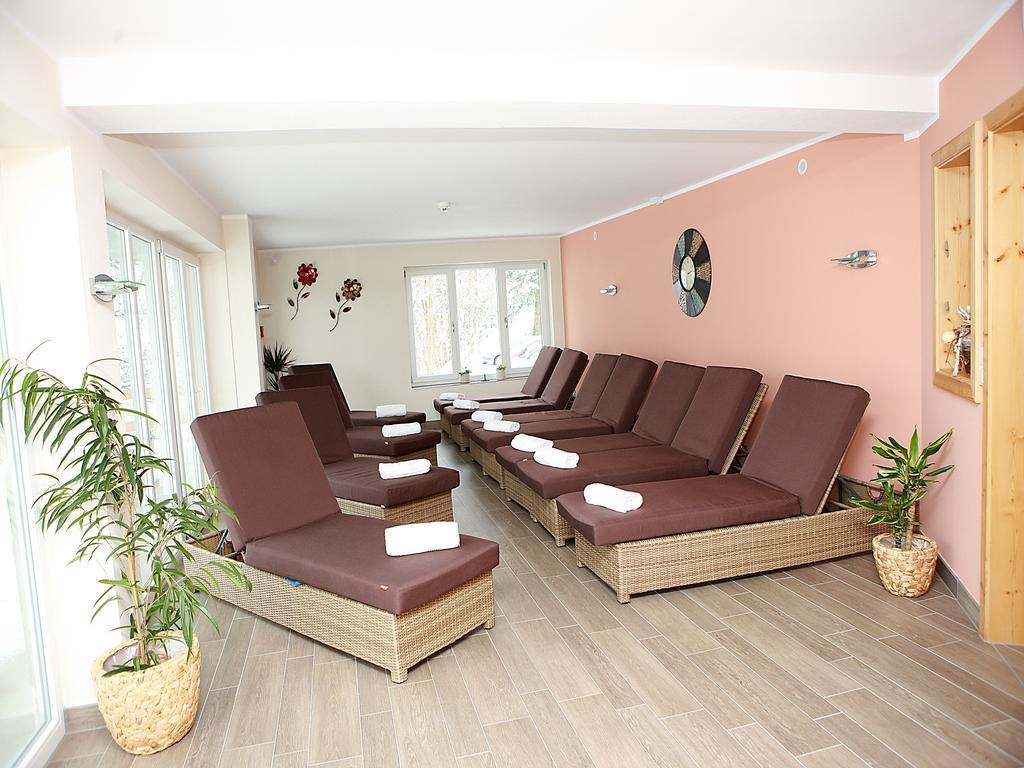 Wellness- Und Wohlfuehlhotel Waldeck โบเดนไมส์ ภายนอก รูปภาพ