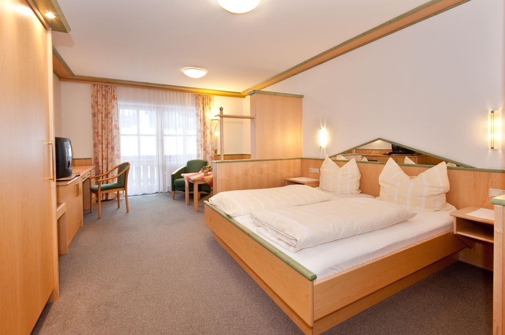 Wellness- Und Wohlfuehlhotel Waldeck โบเดนไมส์ ห้อง รูปภาพ