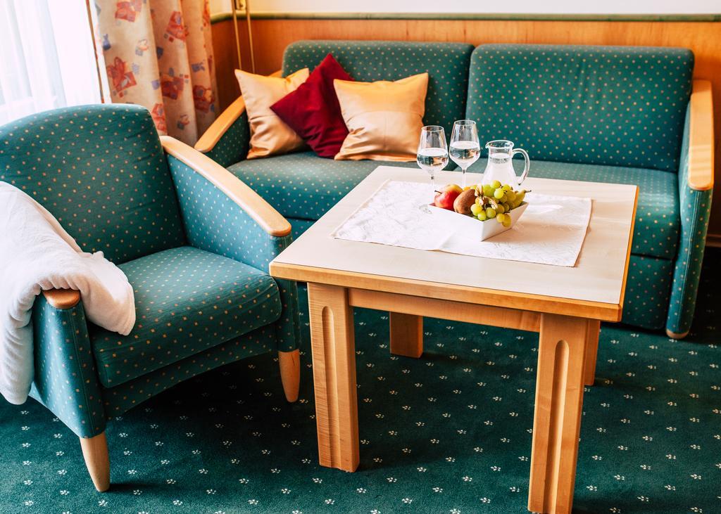 Wellness- Und Wohlfuehlhotel Waldeck โบเดนไมส์ ภายนอก รูปภาพ