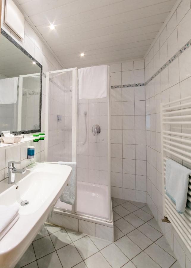 Wellness- Und Wohlfuehlhotel Waldeck โบเดนไมส์ ภายนอก รูปภาพ